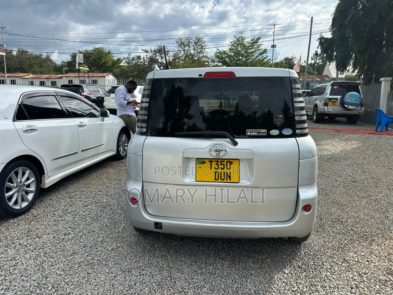 Toyota Sienta 2004 Silver