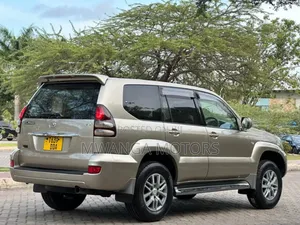 Toyota Land Cruiser Prado 2.7 i 16V 2005 Gold