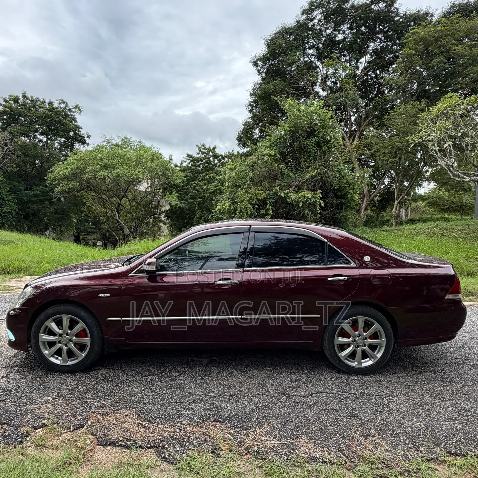 Toyota Crown 2006 Brown