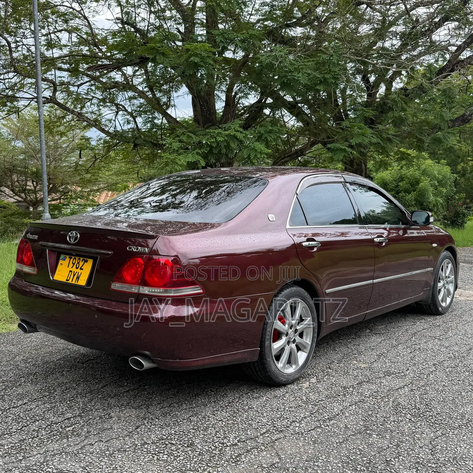 Toyota Crown 2006 Brown