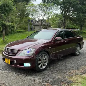 Toyota Crown 2006 Brown
