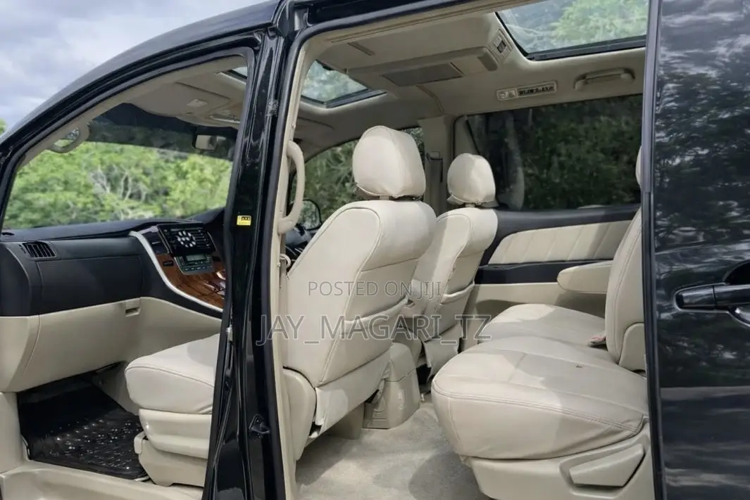 Toyota Alphard 2006 Black
