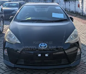 Toyota Aqua 2012 Black