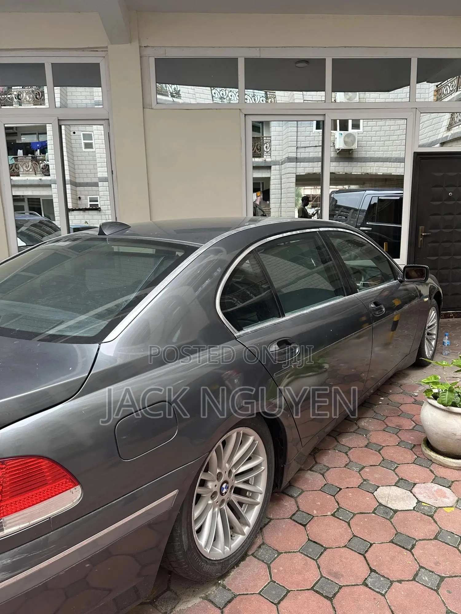 BMW 535i 2024 Green