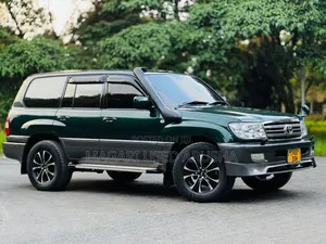 Toyota Land Cruiser 1998 Green