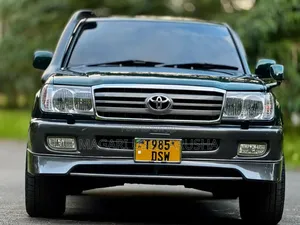 Toyota Land Cruiser 1998 Green