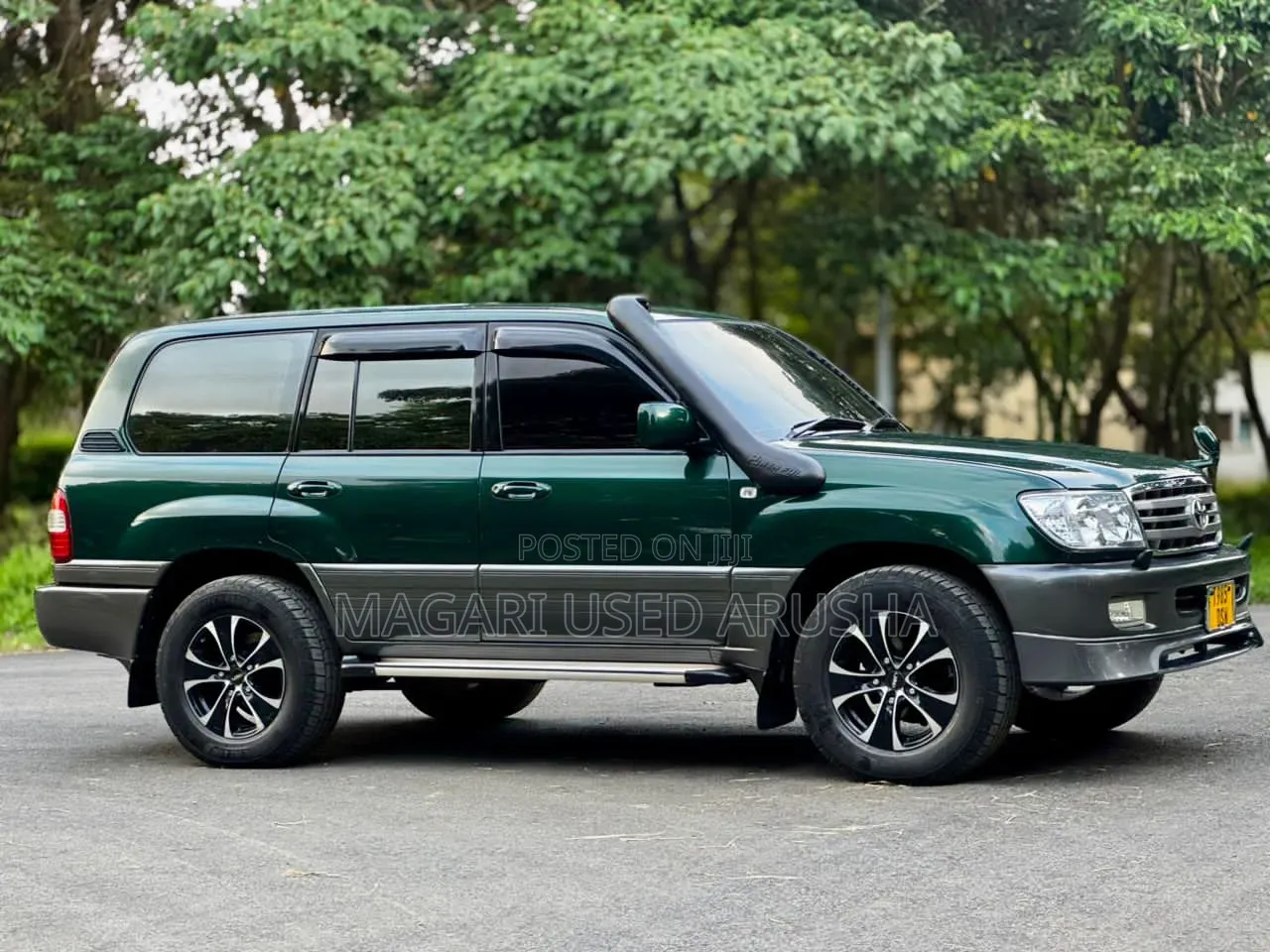 Toyota Land Cruiser 1998 Green