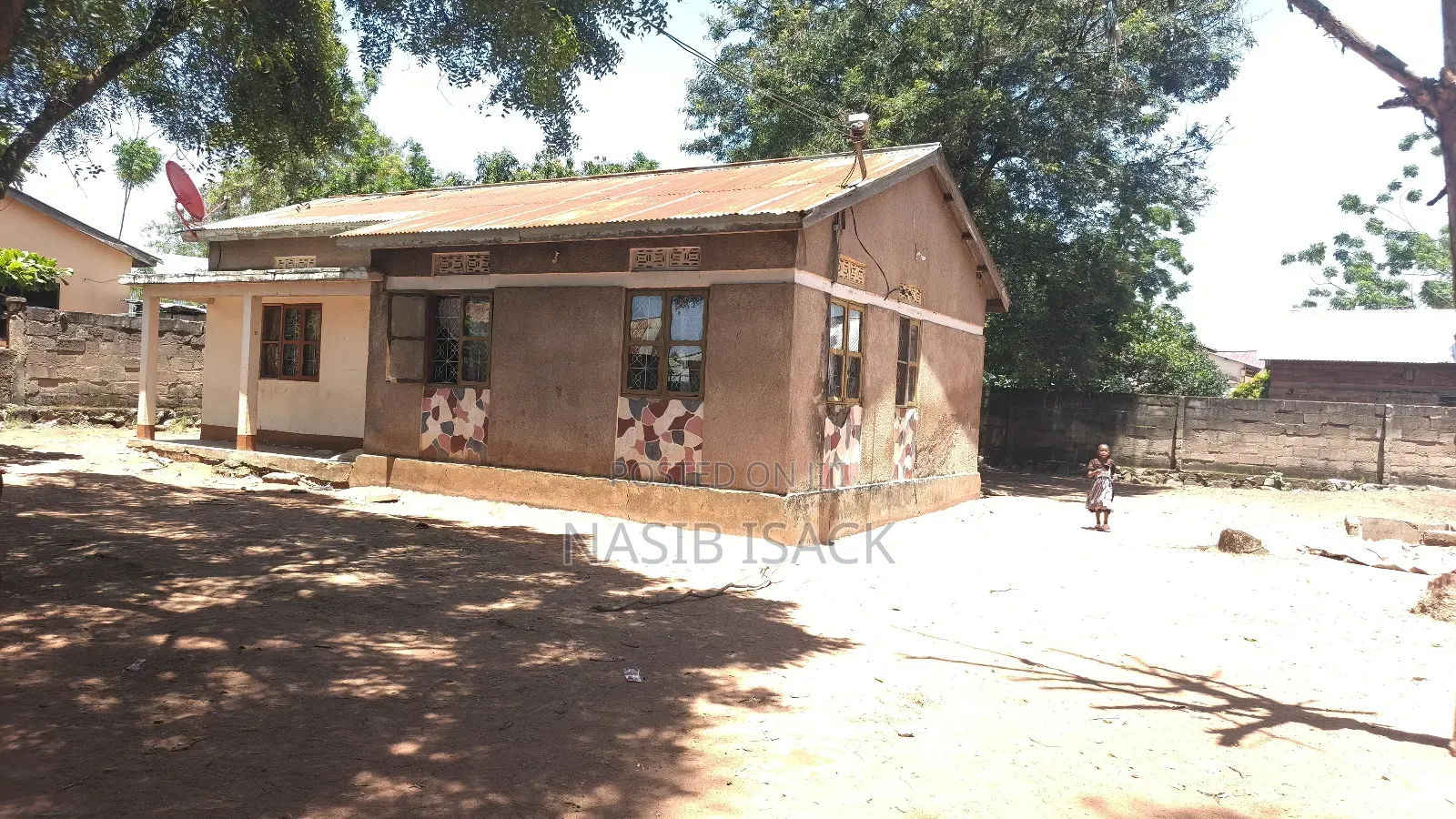 Furnished 3bdrm House in Igoma for sale