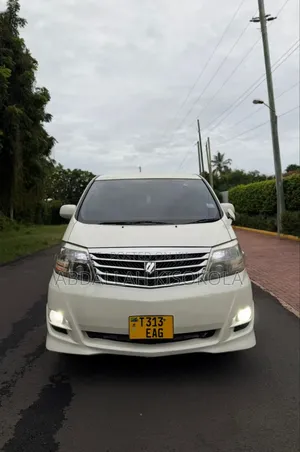 Toyota Alphard 2.4 Petrol FWD 2006 White