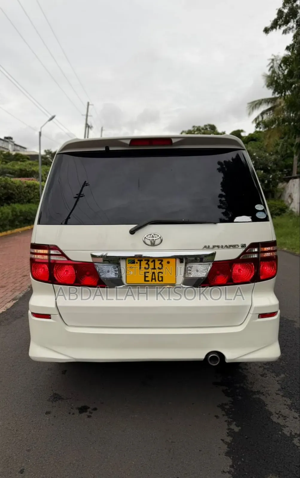 Toyota Alphard 2.4 Petrol FWD 2006 White