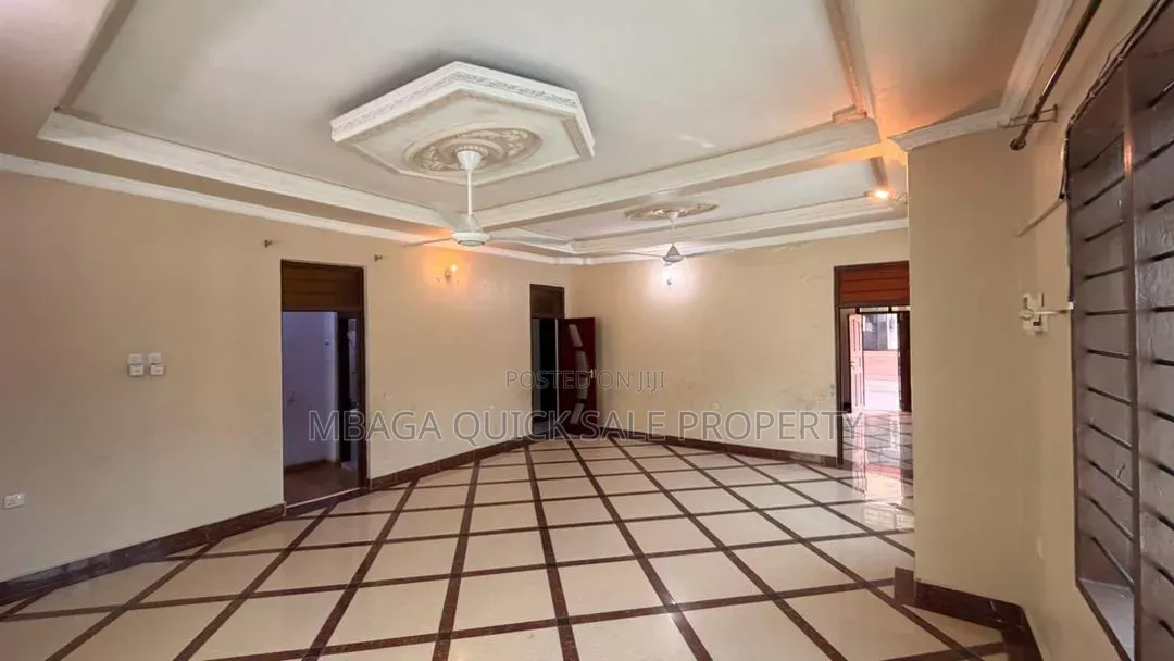 7bdrm House in Mikocheni for rent