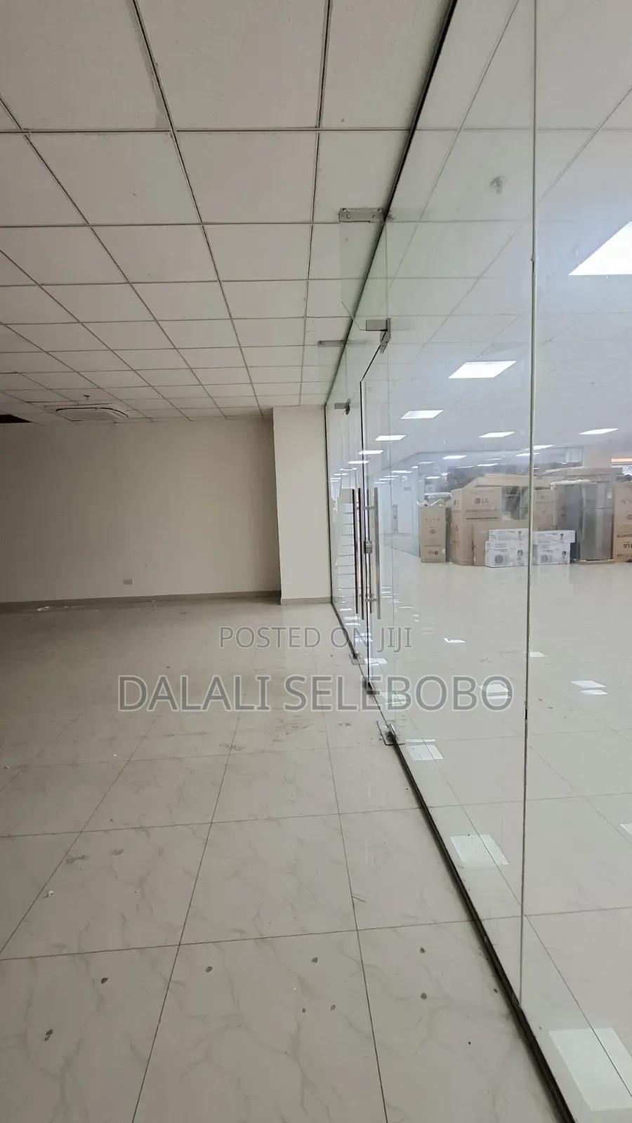 Big Office Space at Mliman Cty Area Flow 1