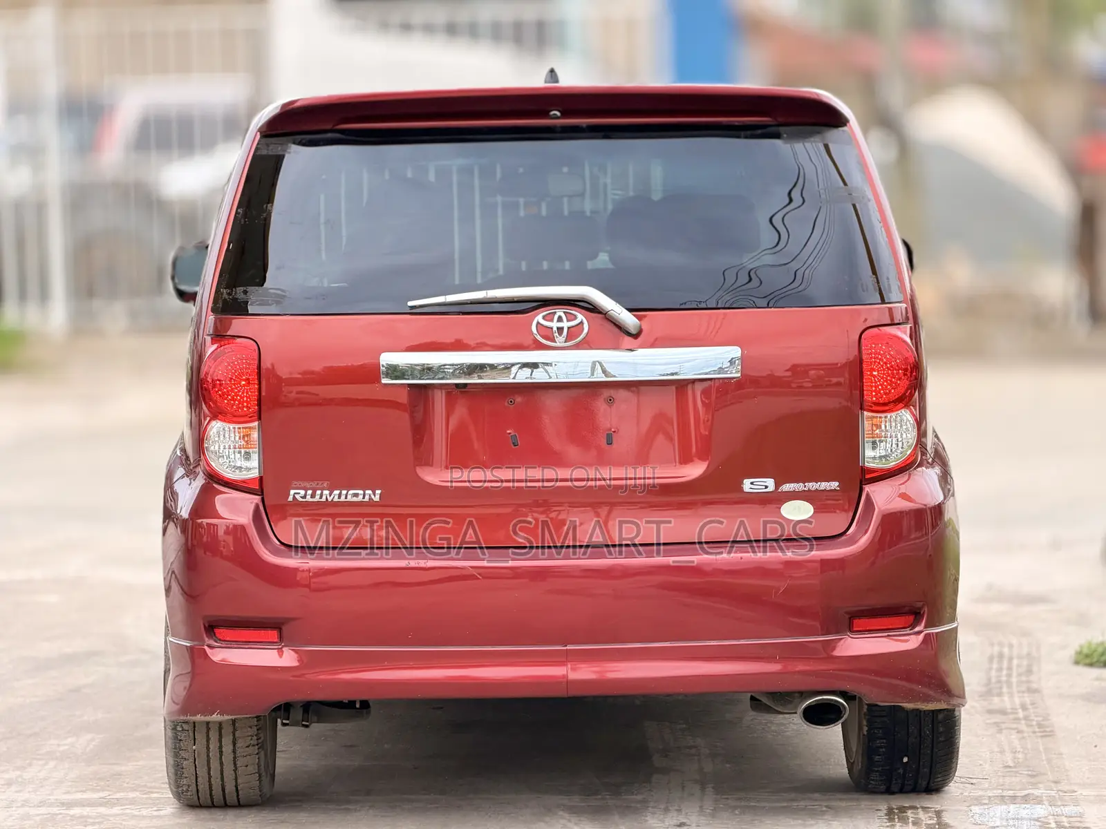 Toyota Corolla Rumion Hatchback 1.8 AWD 2010 Red