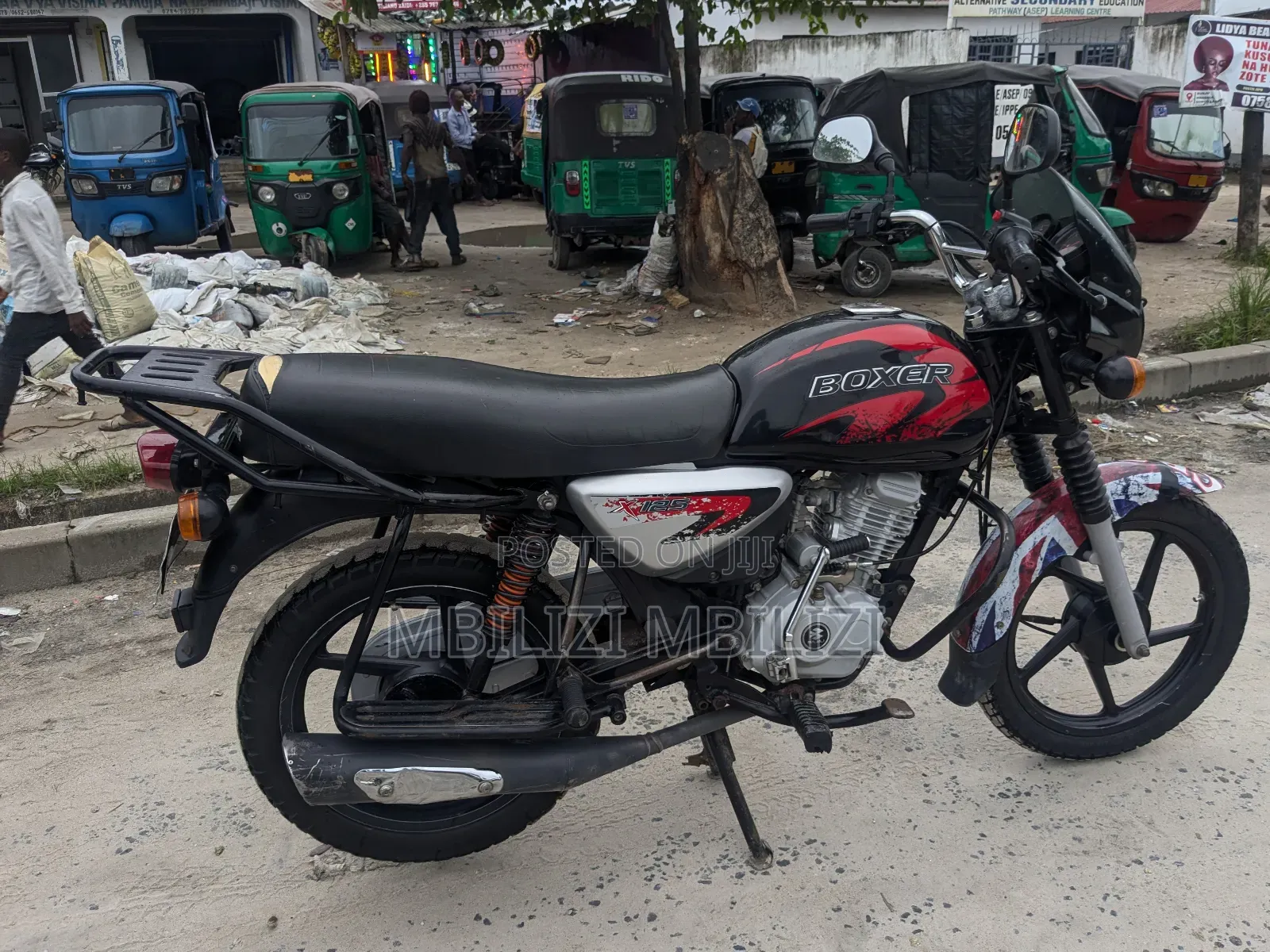 Bajaj Boxer X125 2025 Black