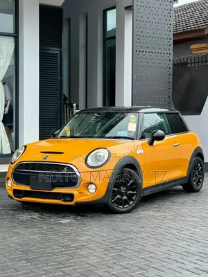Mini Cooper 2017 Orange