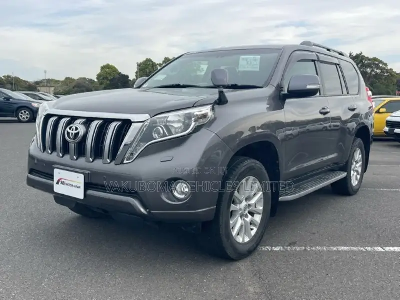 Toyota Land Cruiser Prado 2017 Gray