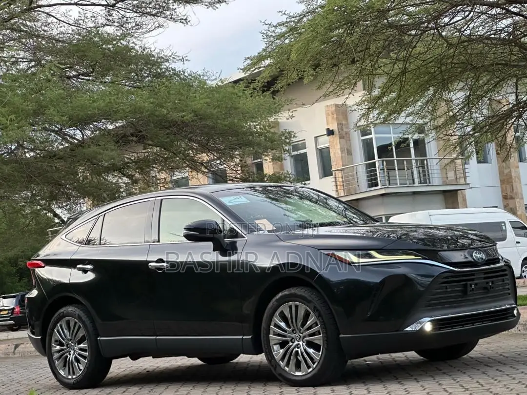 Toyota Harrier Hybrid Z 2021 Matt Black