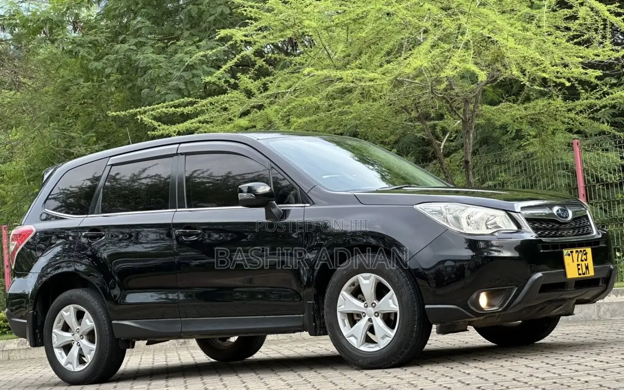 Subaru Forester SV Premium 2014 Black