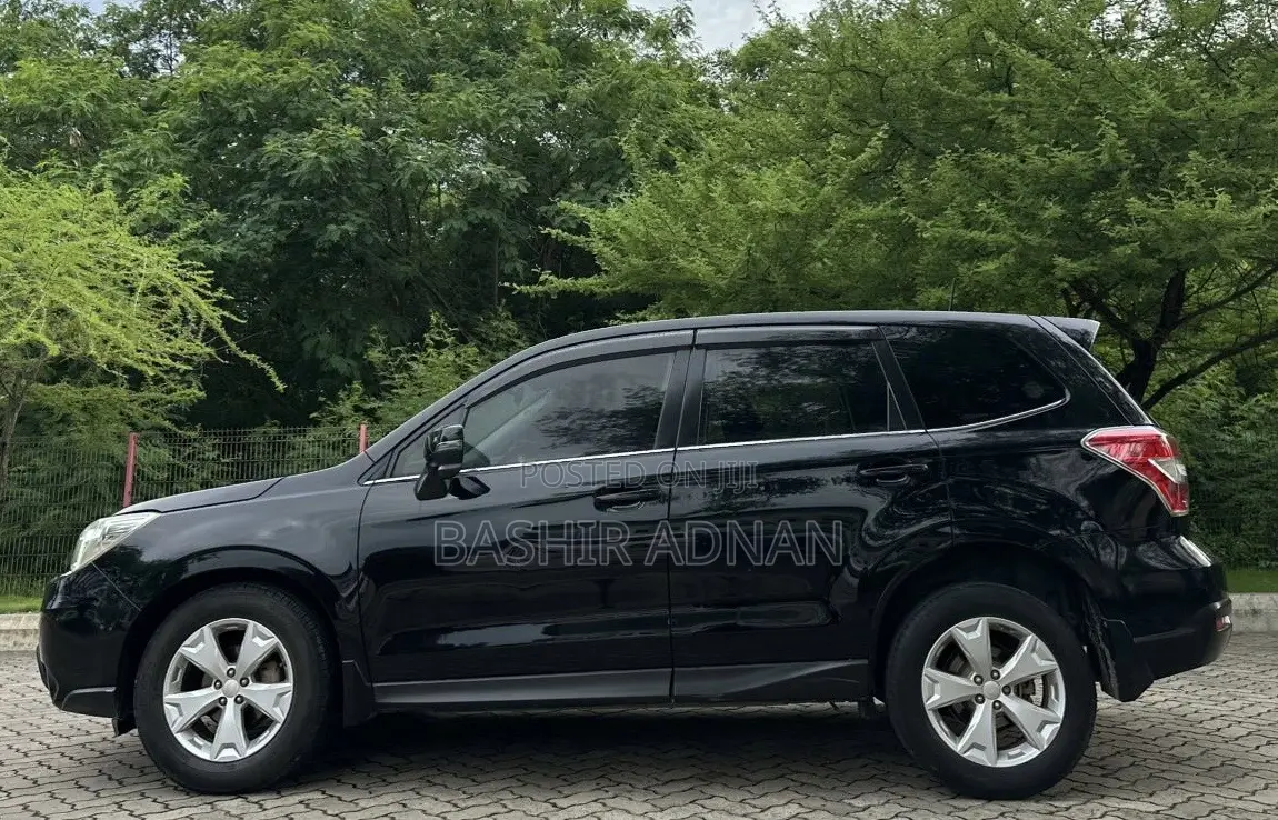 Subaru Forester SV Premium 2014 Black