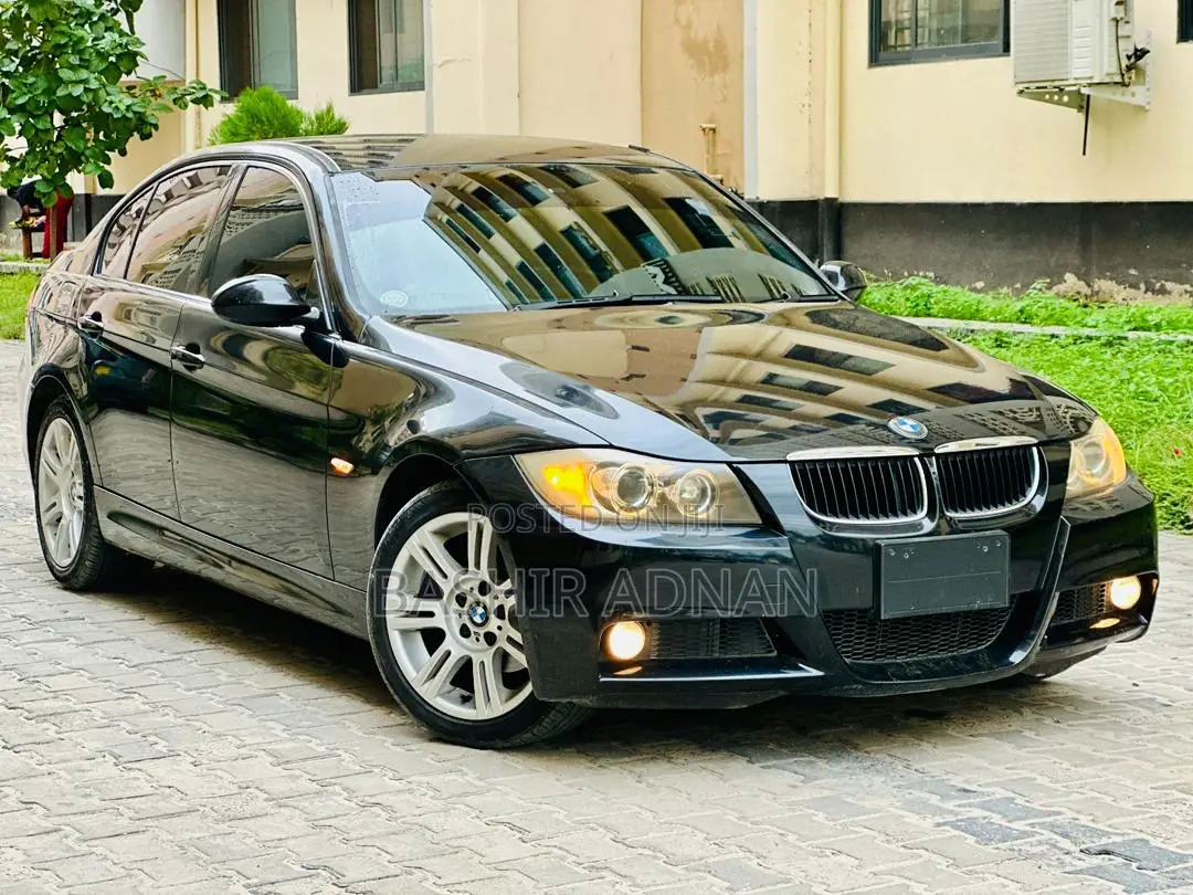 BMW 3 Series 320i RWD 2006 Black