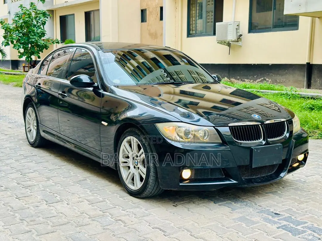 BMW 3 Series 320i RWD 2006 Black