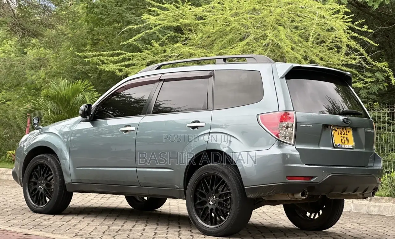 Subaru Forester 2012 Teal