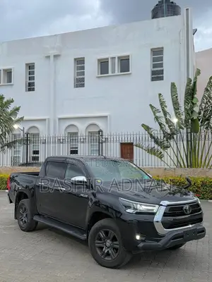 Toyota Hilux Revo Double Cab Deisel 2.4 RWD 2022 Black