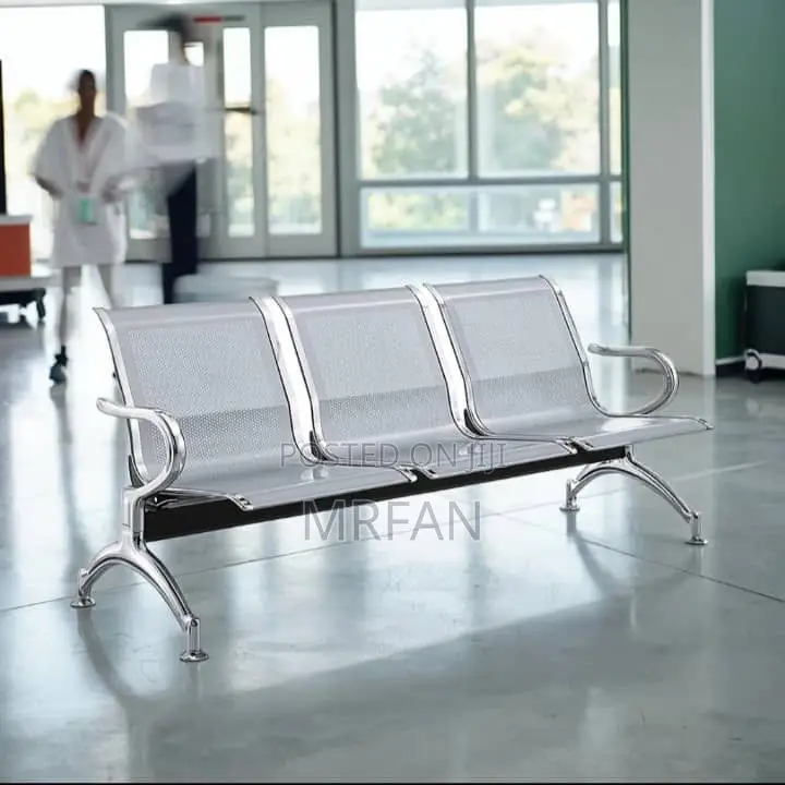 Waiting Char Silver 00nt1