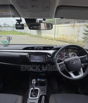 Toyota Hilux Revo Double Cab Deisel 2.4 AWD 2022 Black
