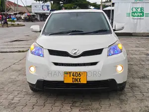 Toyota IST 2007 White