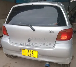 Toyota Vitz 1.0 FWD 5dr 2001 Silver