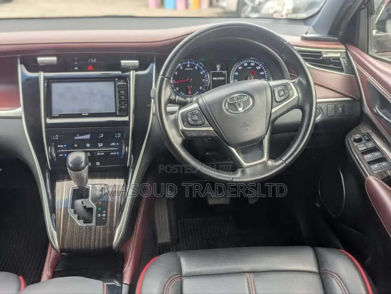 Toyota Harrier 2.0 4WD 2014 Black