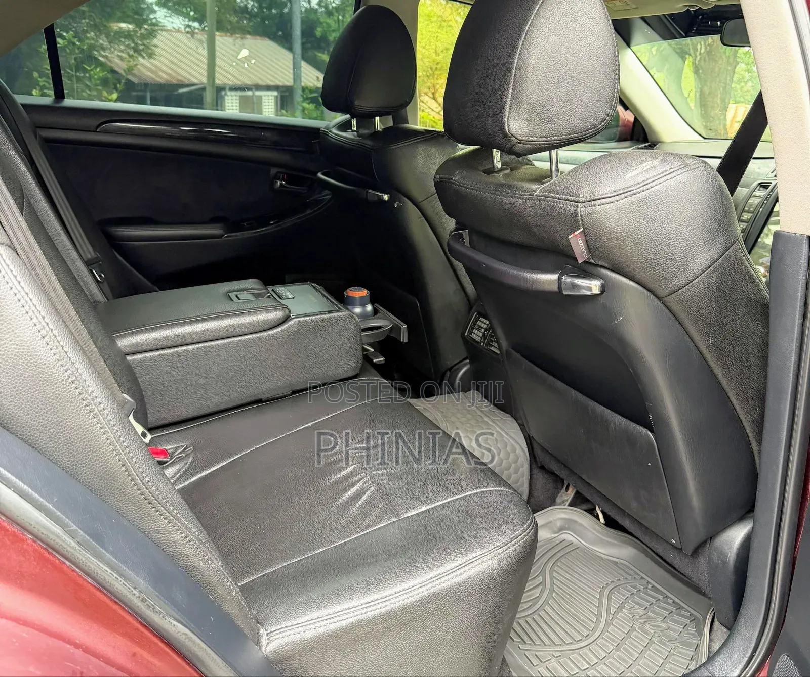 Toyota Crown 2006 Red