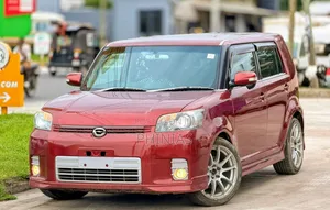 Toyota Corolla Rumion 2010 Red