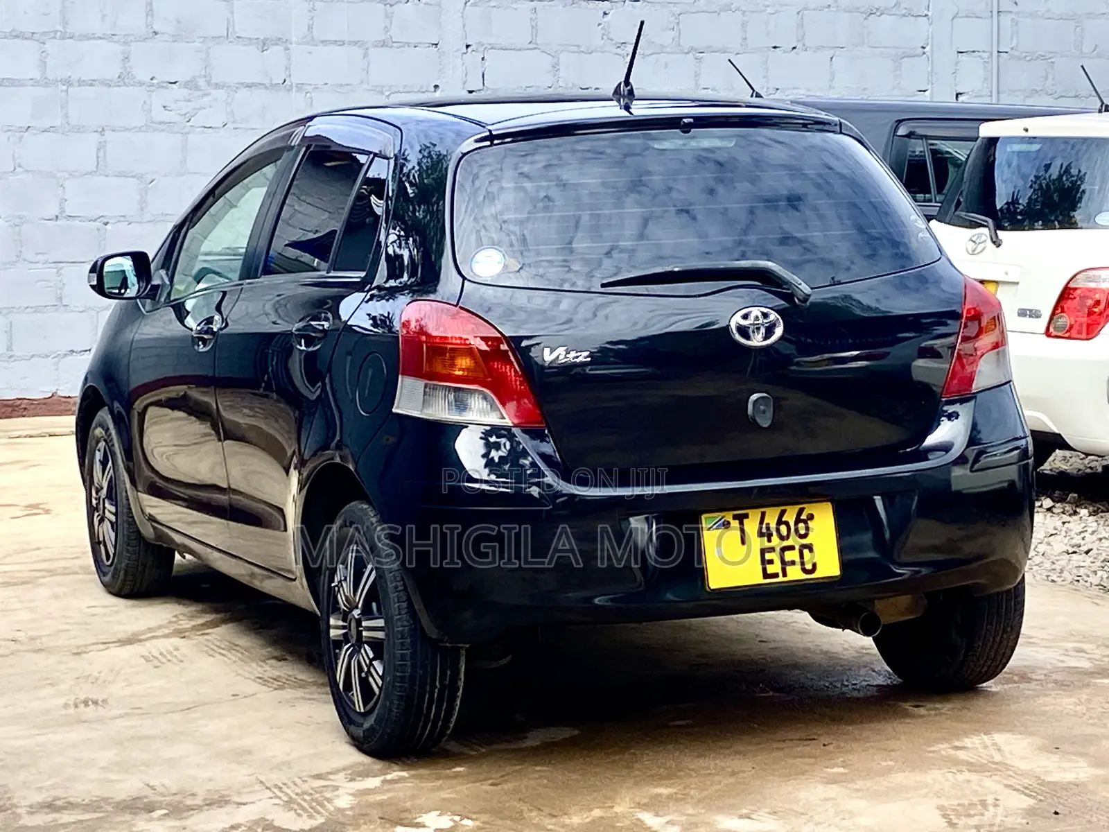 Toyota Vitz 2003 Black