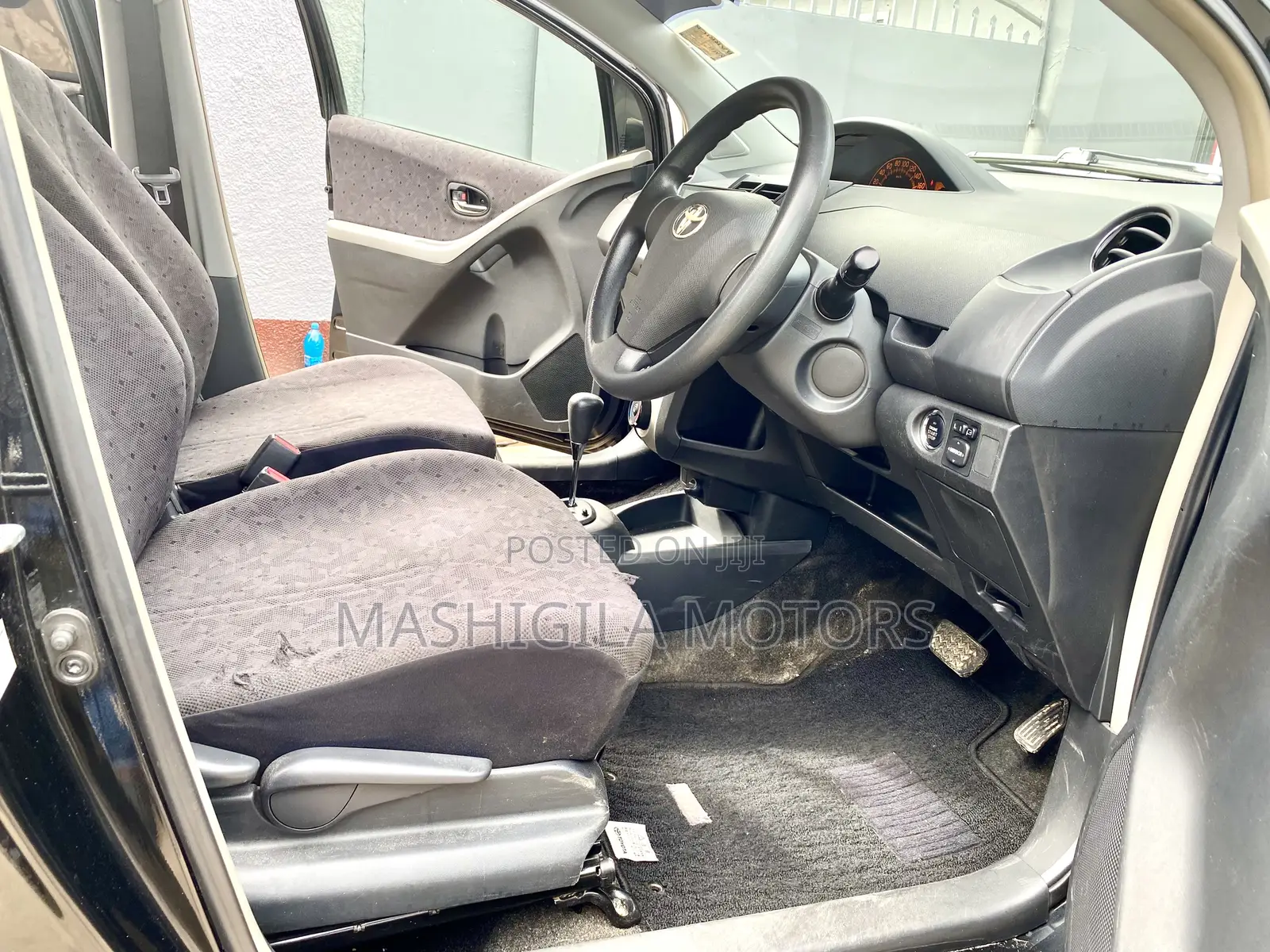 Toyota Vitz 2003 Black