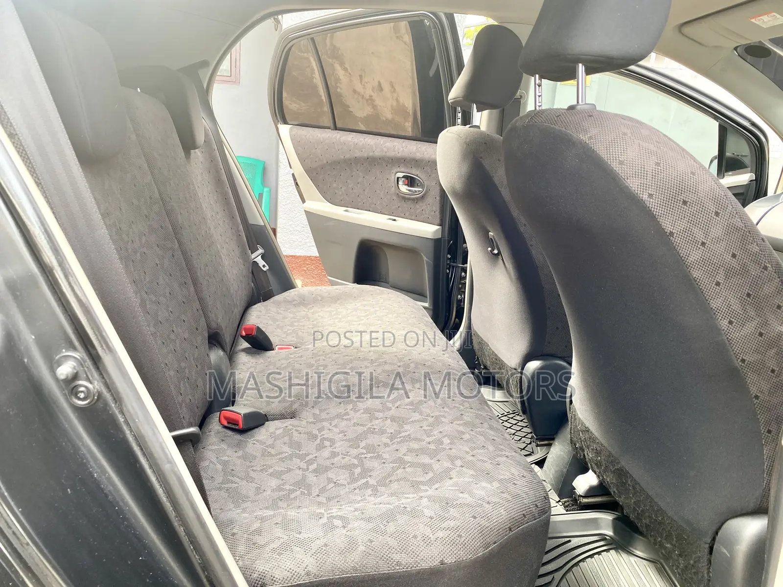 Toyota Vitz 2003 Black