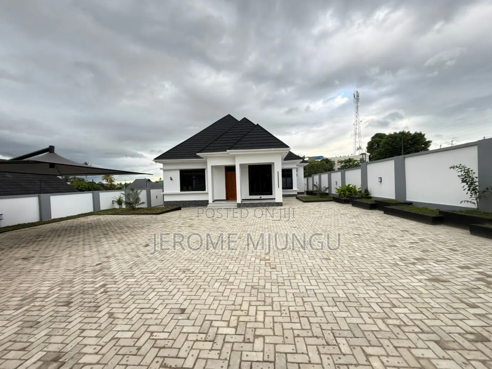 4bdrm House in Goba for sale