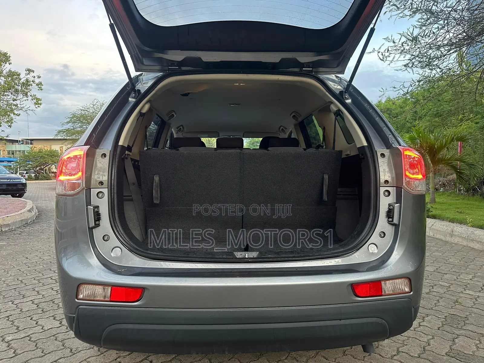 Mitsubishi Outlander 2014 Gray