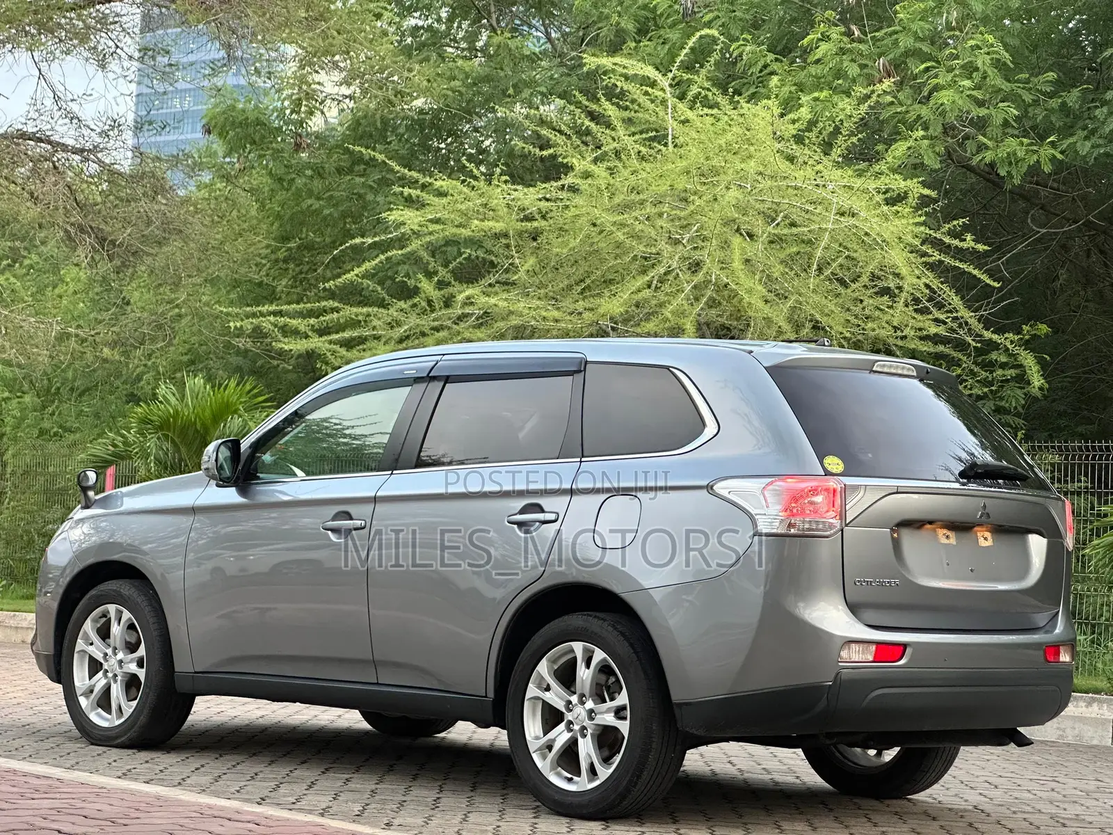 Mitsubishi Outlander 2014 Gray
