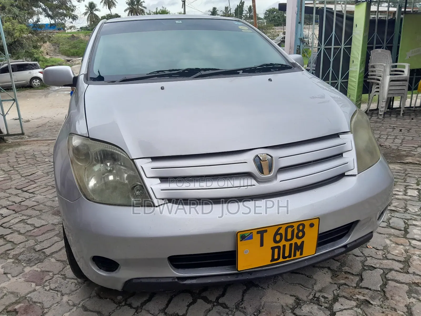 Toyota IST 2005 Silver
