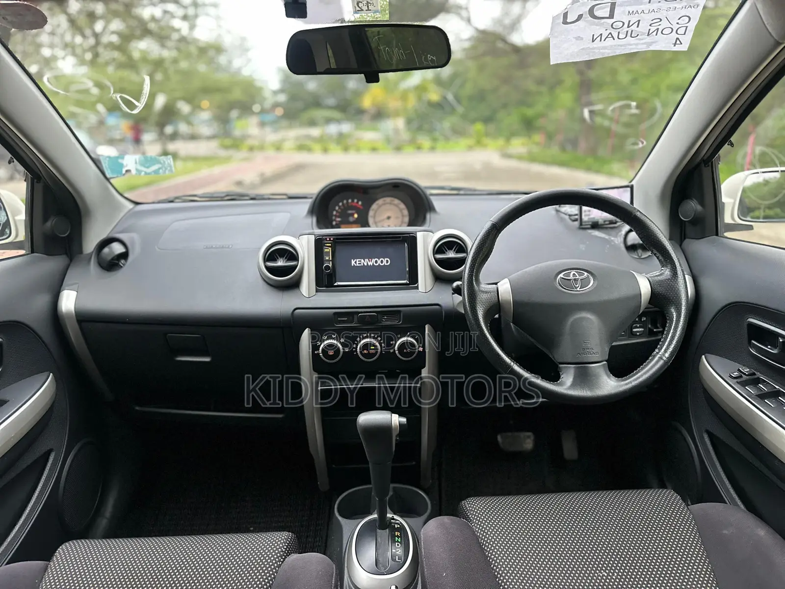 Toyota IST 2004 Pearl