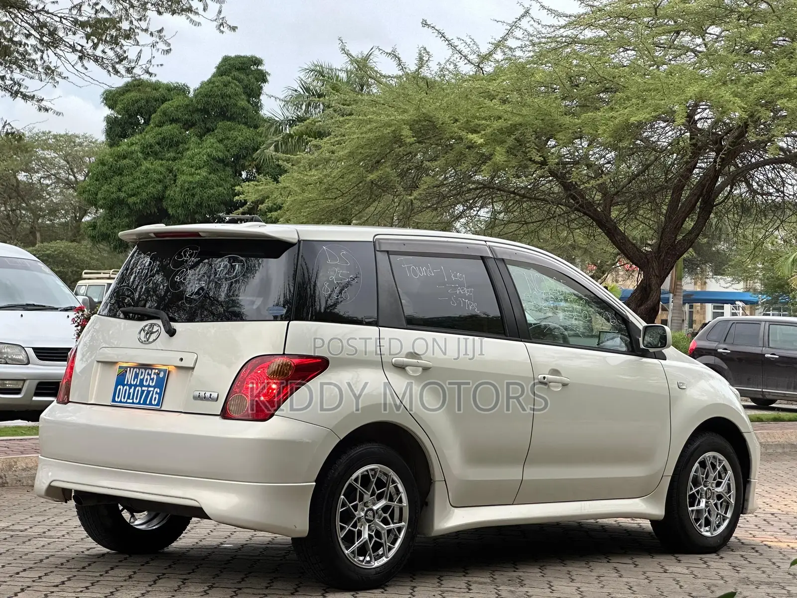 Toyota IST 2004 Pearl