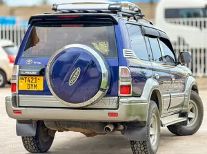 Toyota Land Cruiser Prado 2005 Blue
