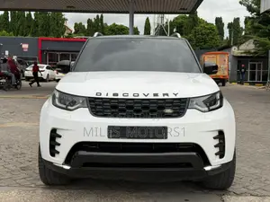 Land Rover Discovery 2018 White