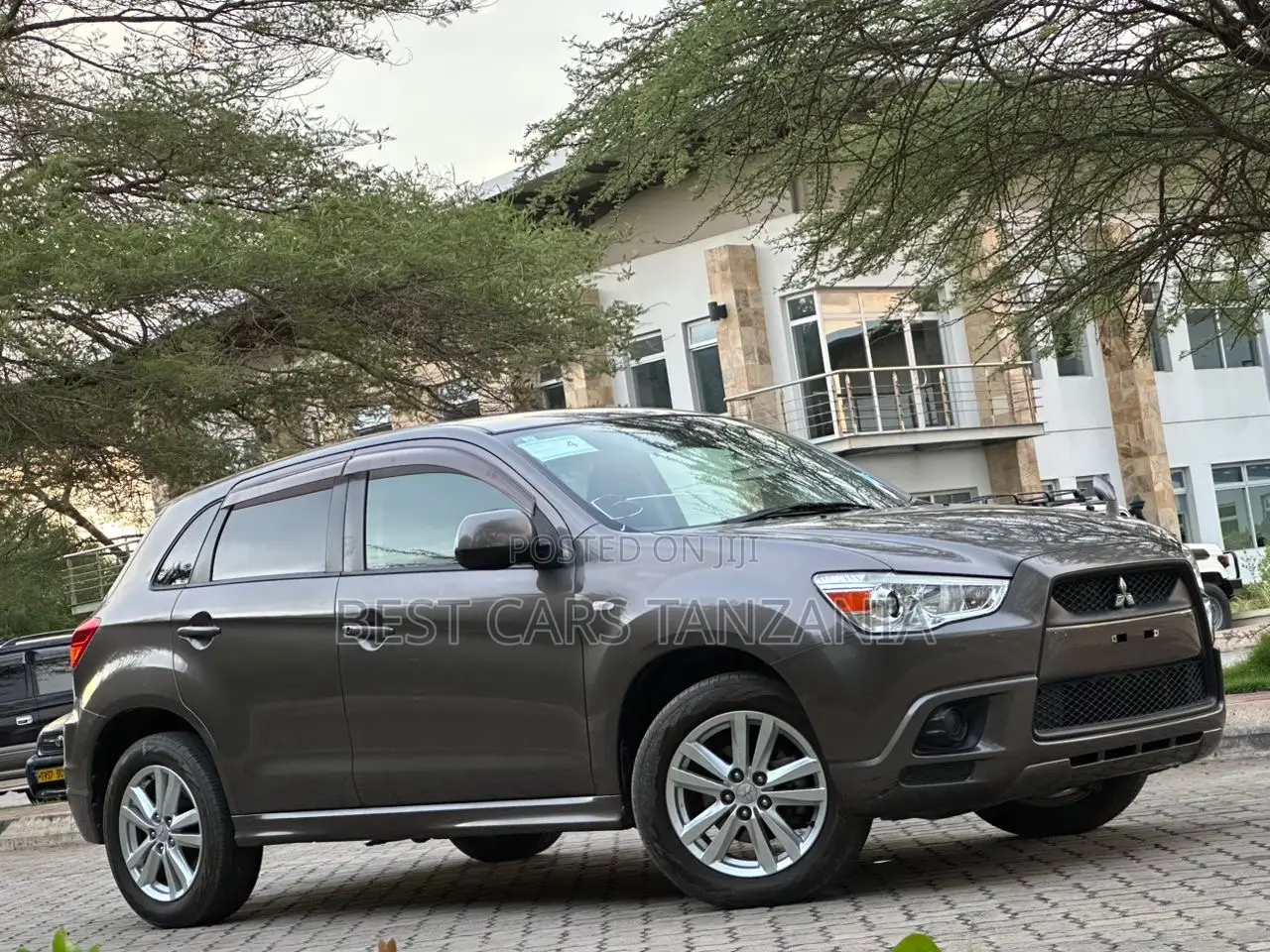 Mitsubishi RVR 2.0 2011 Gray