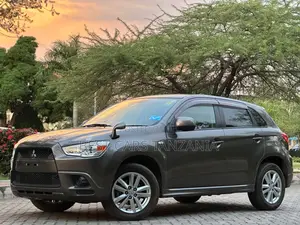 Mitsubishi RVR 2.0 2011 Gray