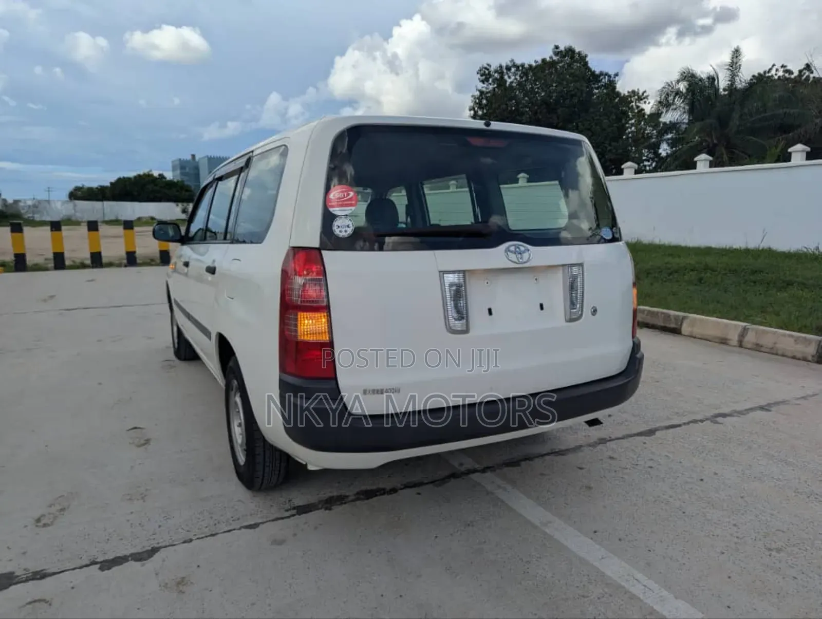 Toyota Probox 2012 White