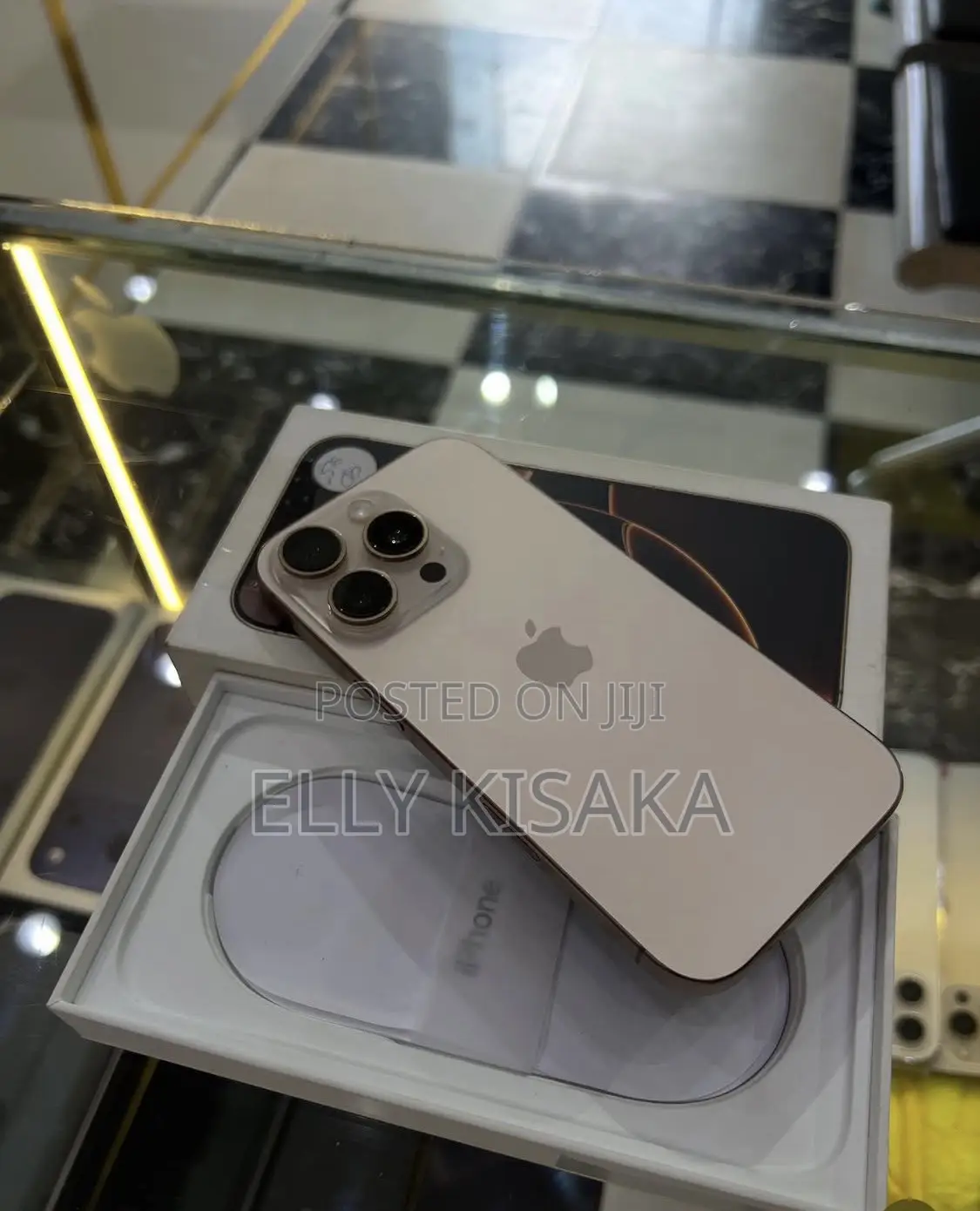 New Apple iPhone 16 Pro 256 GB Gold
