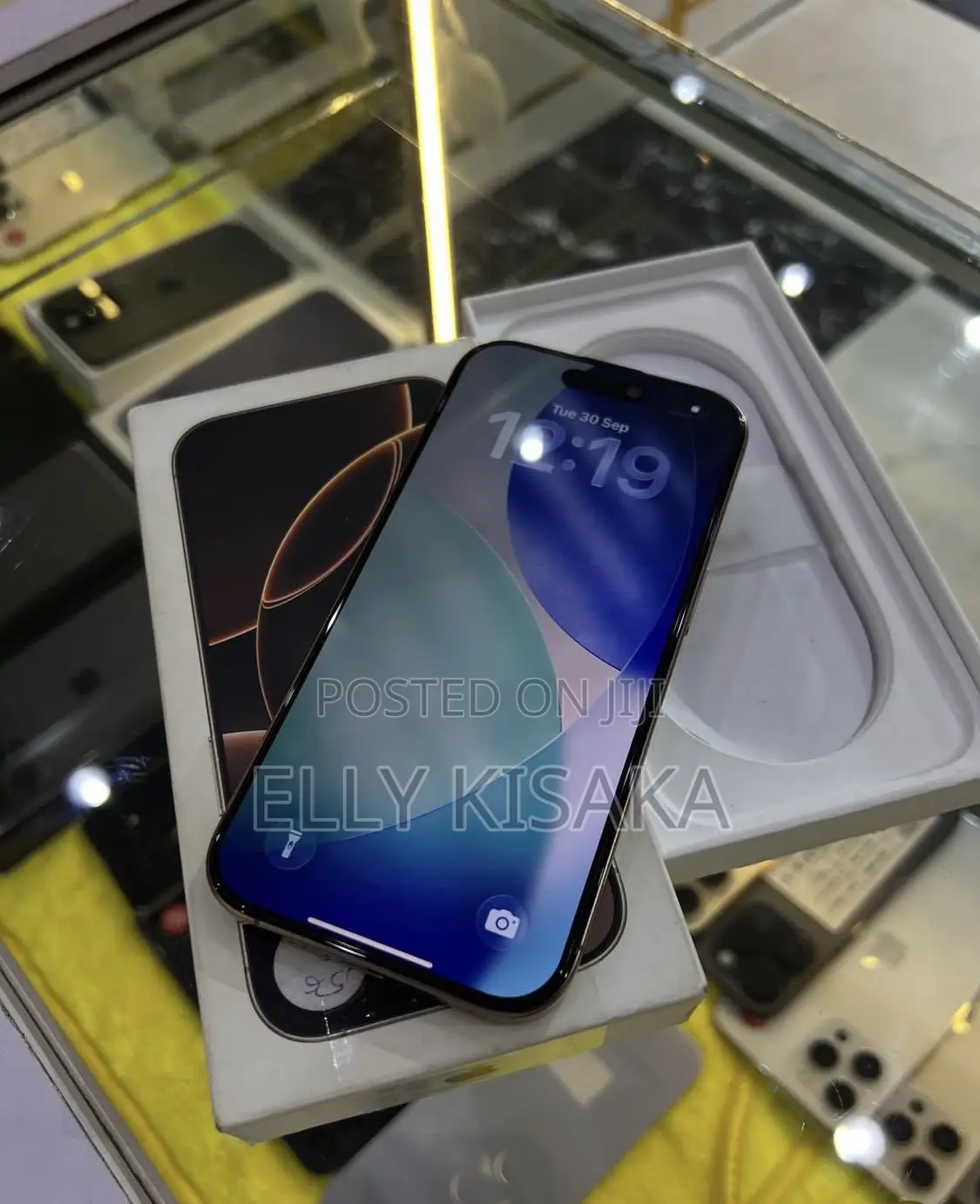 New Apple iPhone 16 Pro 256 GB Gold